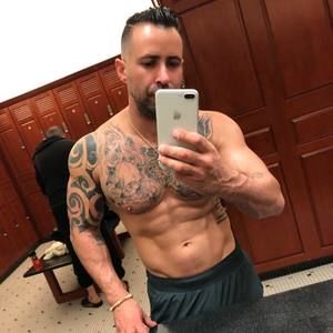 Meet your Posher, Aaron